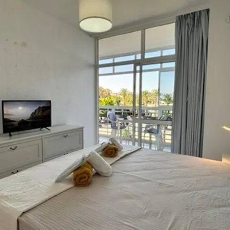 Relaxing Coast - Torre La Roca - Center Апартаменты Торремолинос