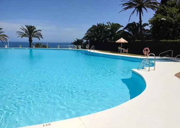 Relaxing Coast - Torre La Roca - Center Апартаменты Торремолинос