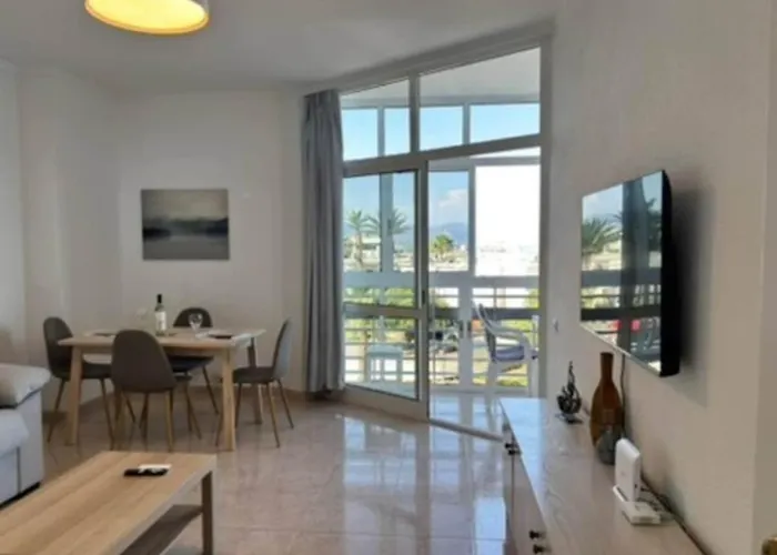 Relaxing Coast - Torre La Roca - Center Apartment *