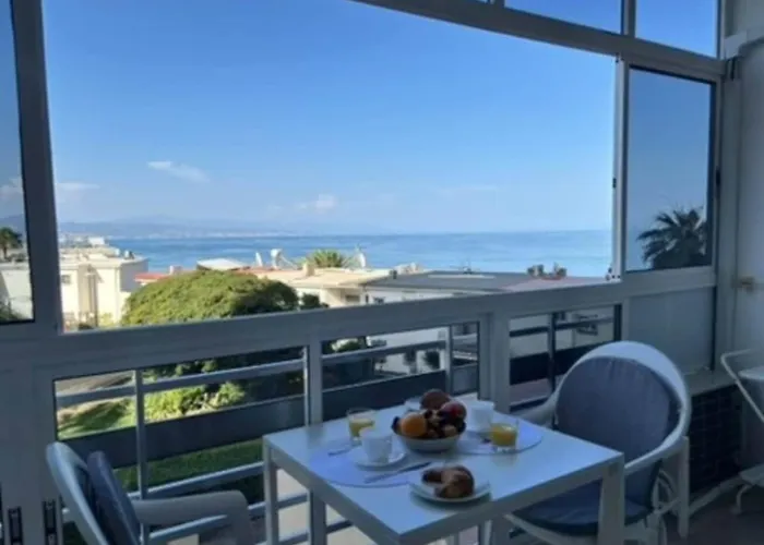 Апартаменты Relaxing Coast - Torre La Roca - Center Торремолинос