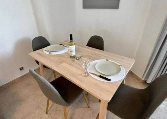 Apartamento Relaxing Coast - Torre La Roca - Center Torremolinos